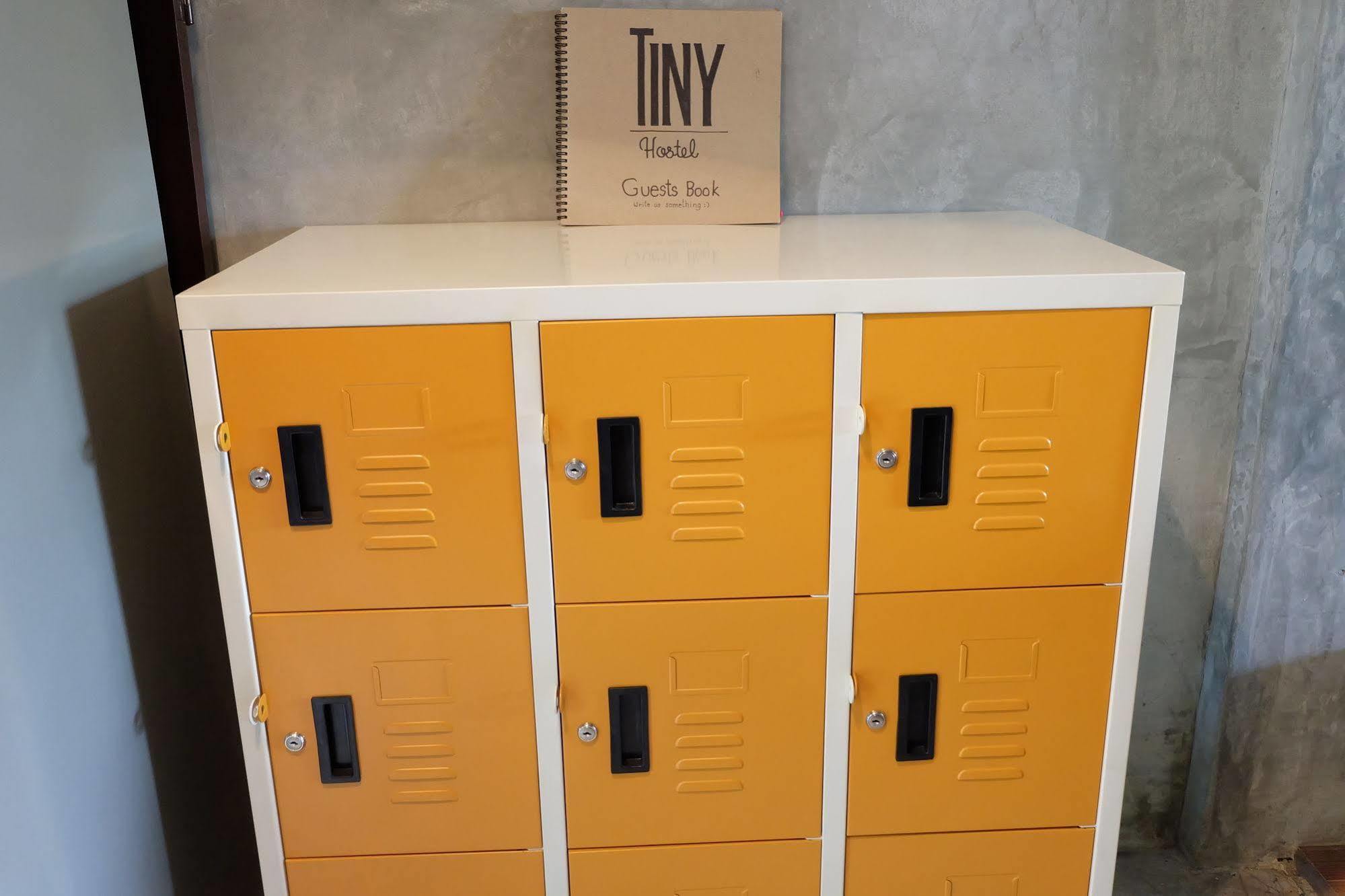 בנגקוק Tiny Hostel מראה חיצוני תמונה